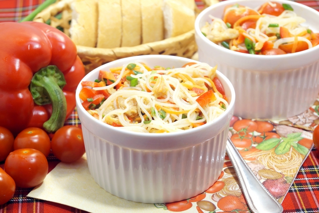 Рецепты салатов с фунчозой с простые и вкусные